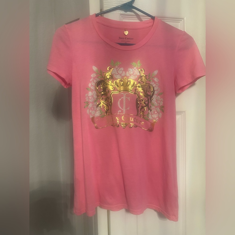 Juicy Couture Pink Tee with Gold Crest
